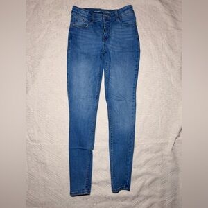 Old Navy Women's Skinny Jeans in Blue